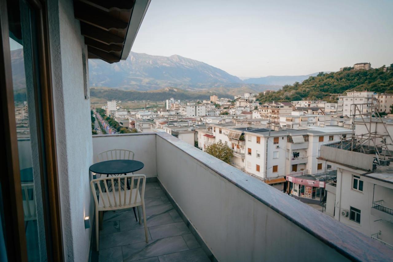 Center Hotel Gjirokastër Eksteriør billede